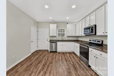 1231 Georgetown Drive, Charlotte, NC 28213 - Photo 9