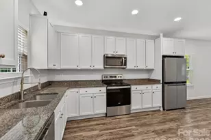 1231 Georgetown Dr, Charlotte, NC 28213 - Photo 11