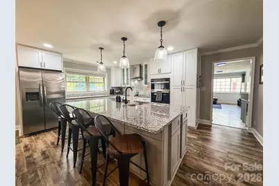 402 Wilton Avenue, West Jefferson, NC 28694 - Photo 9