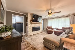 402 Wilton Ave, West Jefferson, NC 28694 - Photo 15