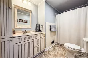 402 Wilton Ave, West Jefferson, NC 28694 - Photo 31