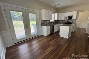 13608 Michael Lynn Rd, Charlotte, NC 28278 - Photo 3