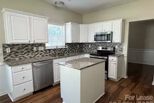 13608 Michael Lynn Rd, Charlotte, NC 28278 - Photo 5