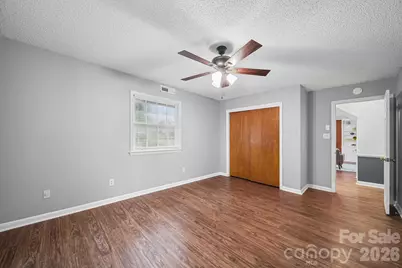 1210 Crescent Avenue, Gastonia, NC 28052 - Photo 17