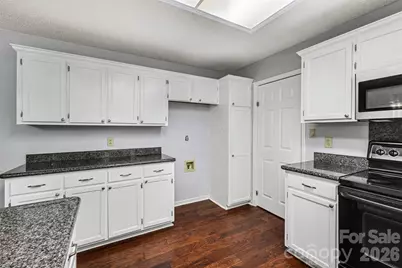 2238 Clonmel Place, Charlotte, NC 28262 - Photo 17