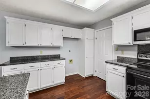 2238 Clonmel Pl, Charlotte, NC 28262 - Photo 17