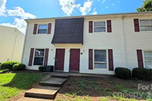 7906 Oak Meadow Ct, Charlotte, NC 28210 - Photo 1