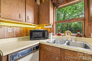 48 Easy St, Waynesville, NC 28786 - Photo 15