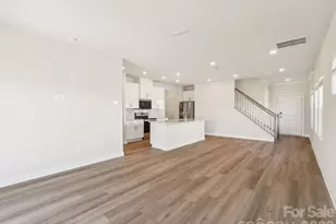 2622 Celestial Dr, Newton, NC 28658 - Photo 9