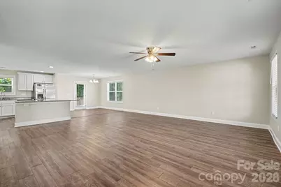 1548 Mayfair Drive, Conover, NC 28613 - Photo 3