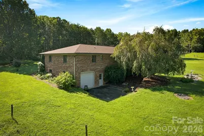 5158 Bob Farr Drive, Morganton, NC 28655 - Photo 21