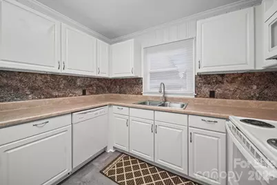 304 Ford Street, Cramerton, NC 28032 - Photo 11