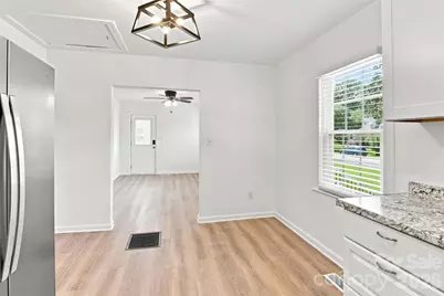 203 Magnolia Avenue, Great Falls, SC 29055 - Photo 15