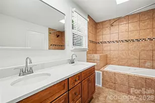 2019 Dalehurst Dr, Charlotte, NC 28205 - Photo 21