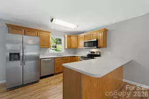 76 Selwyn Rd, Asheville, NC 28806 - Photo 11