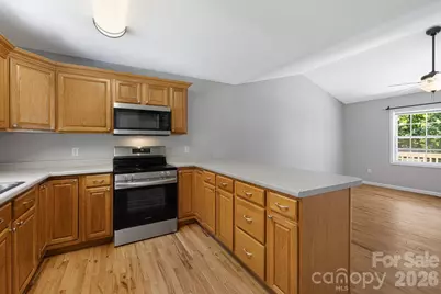 76 Selwyn Road, Asheville, NC 28806 - Photo 13
