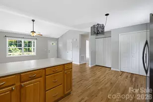 76 Selwyn Rd, Asheville, NC 28806 - Photo 15