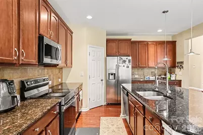 4106 Barclay Forest Drive, Charlotte, NC 28213 - Photo 9