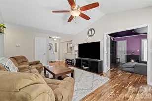 3515 Crescent Knoll Dr, Matthews, NC 28105 - Photo 5