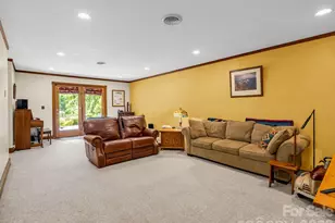 15 Ravenwood Dr, Fletcher, NC 28732 - Photo 25