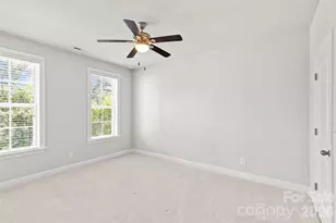10702 Endhaven Village Dr, Charlotte, NC 28277 - Photo 25