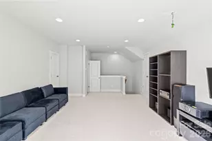10702 Endhaven Village Dr, Charlotte, NC 28277 - Photo 31