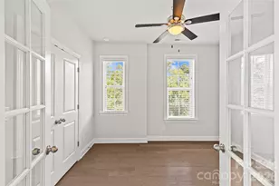 10702 Endhaven Village Dr, Charlotte, NC 28277 - Photo 23