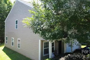 7736 Ponderosa Ln, Charlotte, NC 28215 - Photo 23