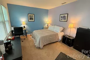 7736 Ponderosa Ln, Charlotte, NC 28215 - Photo 11