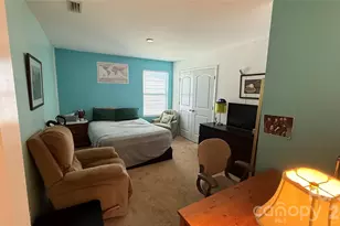7736 Ponderosa Ln, Charlotte, NC 28215 - Photo 13