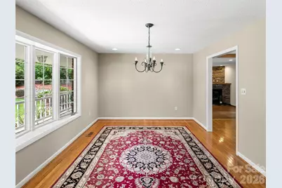 8 English Place, Candler, NC 28715 - Photo 3