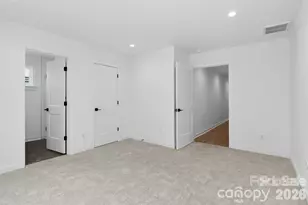2714 Baltimore Ave, Charlotte, NC 28203 - Photo 7