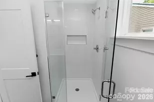 2716 Baltimore Ave, Charlotte, NC 28203 - Photo 9