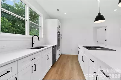 2716 Baltimore Avenue, Charlotte, NC 28203 - Photo 13