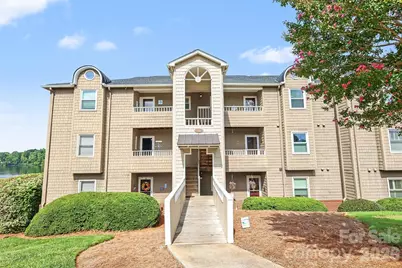 9817 Emerald Point Drive #Unit 10, Charlotte, NC 28278 - Photo 3