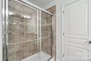 2447 Diplomat Ln, Charlotte, NC 28210 - Photo 17