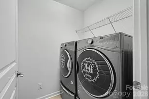 2447 Diplomat Ln, Charlotte, NC 28210 - Photo 23