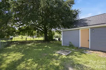105 Park Street, Clover, SC 29710 - Photo 23