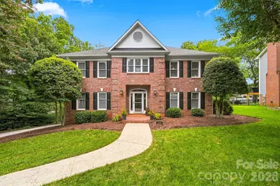 354 41st Avenue Place NW, Hickory, NC 28601 - Photo 3