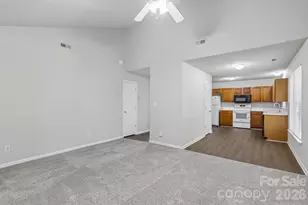3611 Maggie Laney Dr, Charlotte, NC 28216 - Photo 5