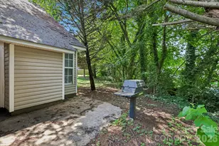 3611 Maggie Laney Dr, Charlotte, NC 28216 - Photo 25