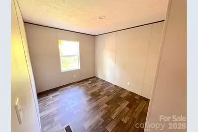 34 S Gaither Avenue, Newton, NC 28658 - Photo 5