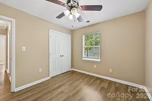 2664 Old Steele Creek Rd, Charlotte, NC 28208 - Photo 19