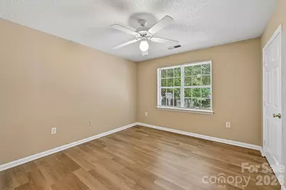 2664 Old Steele Creek Road, Charlotte, NC 28208 - Photo 11