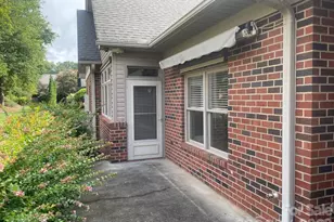 509 26th Ave NE, Hickory, NC 28601 - Photo 3