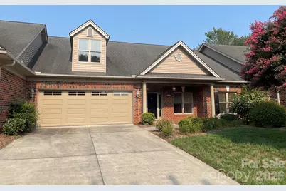 509 26th Avenue NE, Hickory, NC 28601 - Photo 1