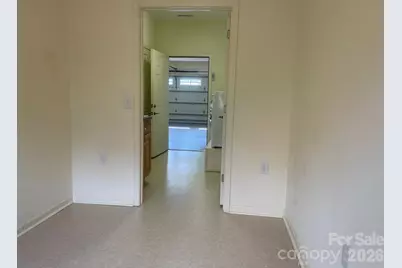 509 26th Avenue NE, Hickory, NC 28601 - Photo 21