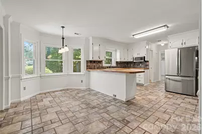 915 Brightmoor Drive, Matthews, NC 28105 - Photo 13