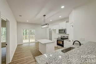 192 Rambler Ln, Blacksburg, SC 29702 - Photo 9