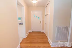 1000 Jefferson Dr, Charlotte, NC 28270 - Photo 3